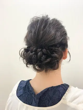 セミロング ヘアアレンジ naitre 🌼SHIORI🌼のマツエク・マツパデザイン
