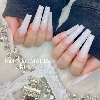 ネイル MADIA川崎所属・KUMI💛 MADIAのネイルデザイン