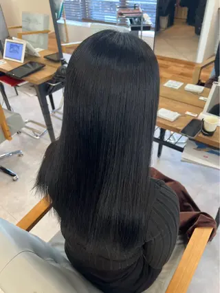 セミロング 艶髪💫透明感/ カラー特化🎨/レンのヘアスタイル