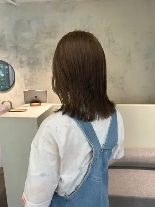 ミディアム カラー yupi🐈⬛ レイヤー/パーマのヘアスタイル