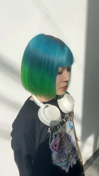 ミディアム 👑指名率No.1 艶々ボブ/艶カラーのヘアスタイル