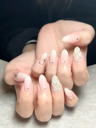 ネイル elu 船橋店 Fukaのネイルデザイン