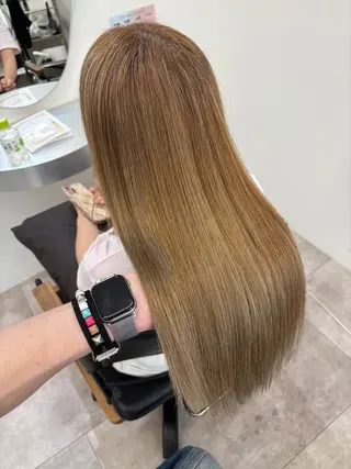 セミロング ブリーチ縮毛矯正 齊藤翔太のヘアスタイル