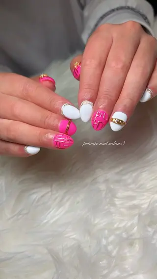 ネイル 関山 志乃のネイルデザイン