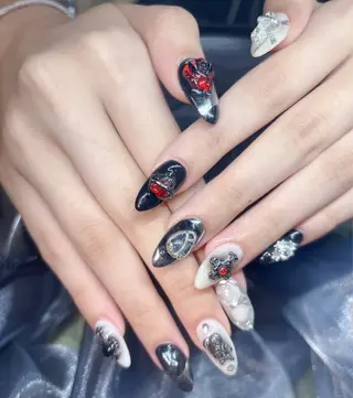 ネイル ビルドアップ ビューティーのネイルデザイン