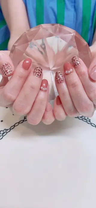 ネイル manitoi所属・manitoi Nishimotoのネイルデザイン