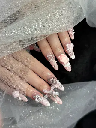 ネイル Tsukimi nail所属・シ シのネイルデザイン