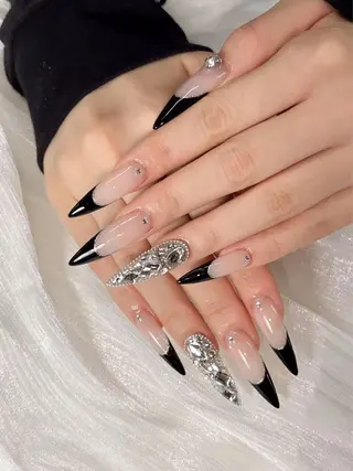 ネイル W &nail所属・Lu miのネイルデザイン