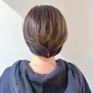 ショート カラー 艶カラー🫧 猿渡 響のヘアスタイル