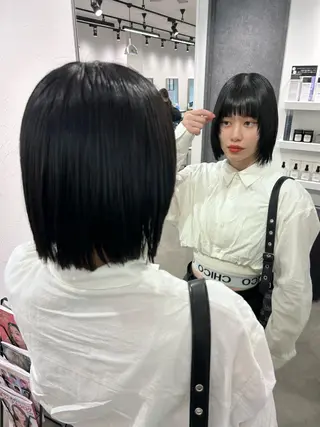 ショート 艶カラー/レイヤー /メンズ/マツエクのヘアスタイル