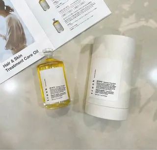 カラー 小濵 美月のヘアスタイル