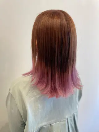 セミロング カラー 髪質改善✨透明感カラ ー🌈シエルブルーのヘアスタイル