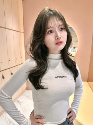 セミロング カラー GLROW 大宮 ANNEXのヘアスタイル