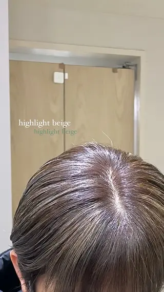 ショート カラー ayano / 透明感・くすみカラーのヘアスタイル