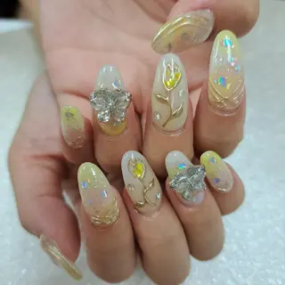 ネイル 河野ちえ (雑誌掲載サロン)のネイルデザイン