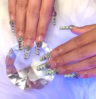 ネイル reve 武蔵境店のネイルデザイン