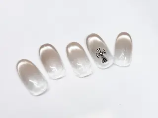 ネイル 【寺岡】 ロイヤル•セラピストのネイルデザイン