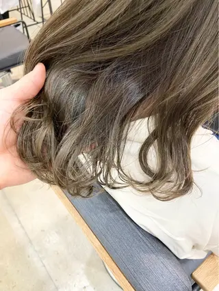 ロング カラー 透明感カラー/ボブ /ショート/小由葵のヘアスタイル