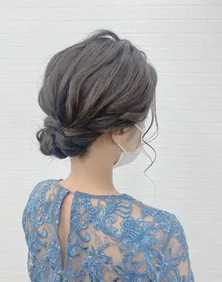 ミディアム ヘアアレンジ GRANLUSSO 〜グランルッソ駅前店所属・木口 嘉美のヘアスタイル