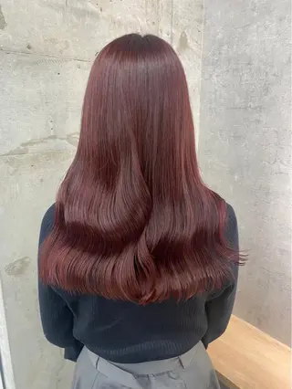 カラー よしもと ひなのヘアスタイル