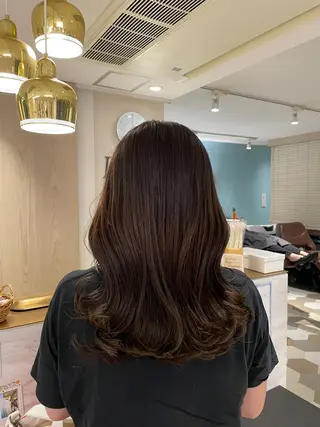 カラー 🦋チバ ミユカ🦋のヘアスタイル