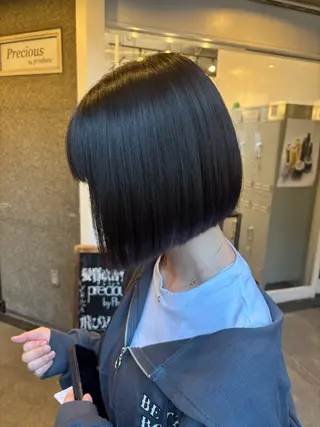 ミディアム 🌙髪質改善カラー Momoka🦋のヘアスタイル