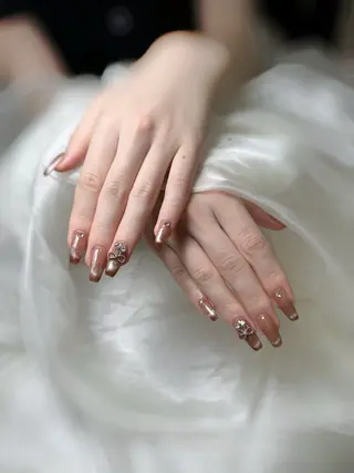 ネイル Maggie nailクロのネイルデザイン