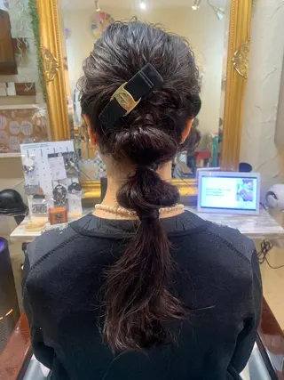 ロング ヘアアレンジ 林 友美のヘアスタイル