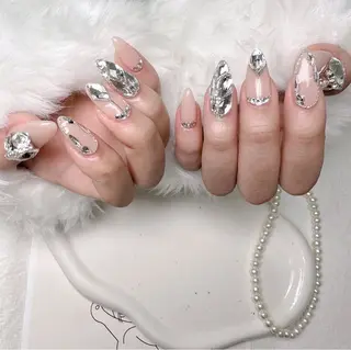 ネイル Lyna Nailのネイルデザイン