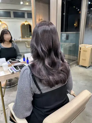 ロング カラー 𝐑𝐮𝐧𝐚 🩵のヘアスタイル