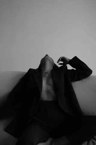 ネイル ちゅるんネイル🪄 耳ツボジュエリー🔗のネイルデザイン