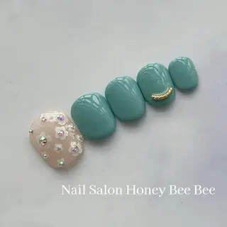 ネイル Nail salon Honey Beeのネイルデザイン