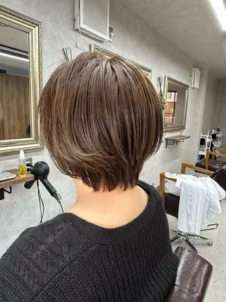 ショート カラー Lien 深井店のヘアスタイル
