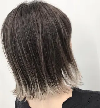 ミディアム カラー 🦄インナーカラー 🦄貫井彩花のヘアスタイル