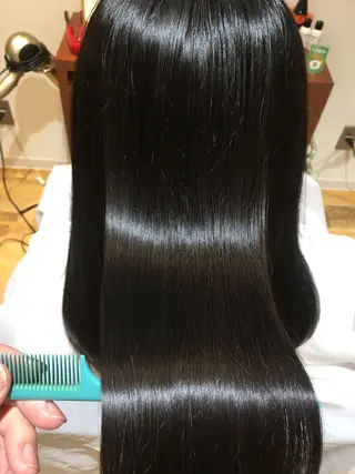 鈴木 マサアキのヘアスタイル