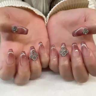 ネイル 💎🐰 saki. m 🐰💎のネイルデザイン