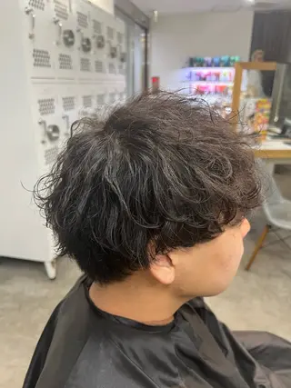 パーマ メンズ fifth 原宿 波巻きパーマイノウエのヘアスタイル