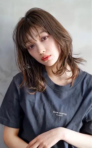 ショート カラー MISAKI🪐 縮毛矯正のヘアスタイル