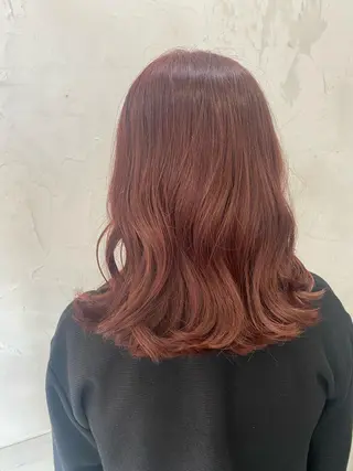 ミディアム カラー 佐伯 鼓乃美のヘアスタイル