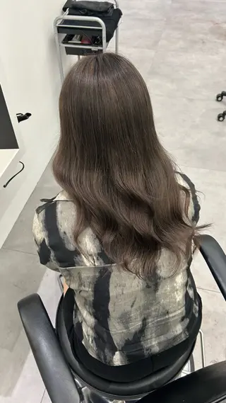 ロング みゆき/透明感カラー /カラー特化のヘアスタイル