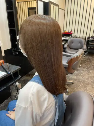 セミロング カラー 中尾 唯音名のヘアスタイル
