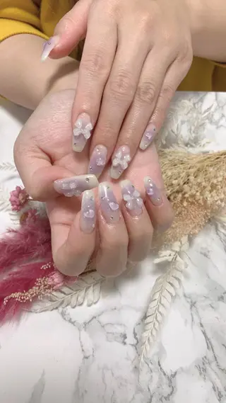 ネイル はな💎ネイル ワンホン、長さ出しのネイルデザイン