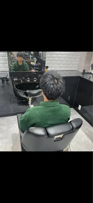 ミディアム カラー メンズ 前田賢生 ご新規様はNGのヘアスタイル