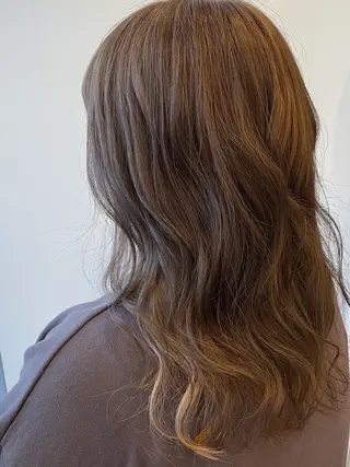 ミディアム カラー ✴︎ヒラガカナ✴︎ ECLAT HAIRのヘアスタイル