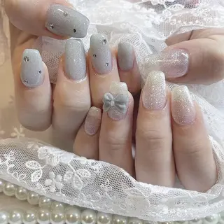 ネイル fiore nail 🦋のネイルデザイン