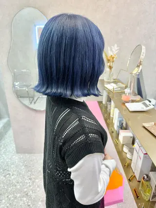 ミディアム カラー ヘアアレンジ yuuto🌈 冬の透け感カラーのヘアスタイル