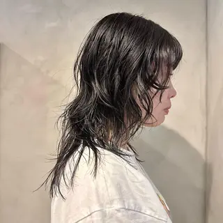 セミロング パーマ Aust hair Stella新宿所属・Yuki☺︎パーマ レイヤーカットウルフのヘアスタイル