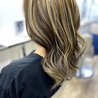 セミロング カラー 似合わせ小顔カット 🌟神谷 ヨシタカのヘアスタイル