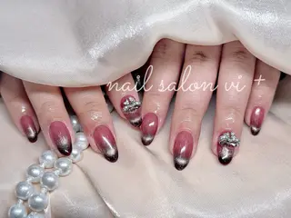 ネイル ✨Nailsalon Vi+✨のネイルデザイン