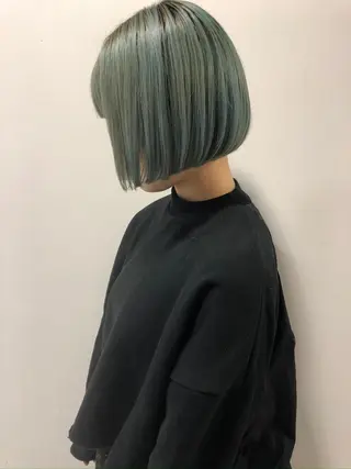 ショート StellA所属・アートディレクター ワダヒサノリのヘアスタイル